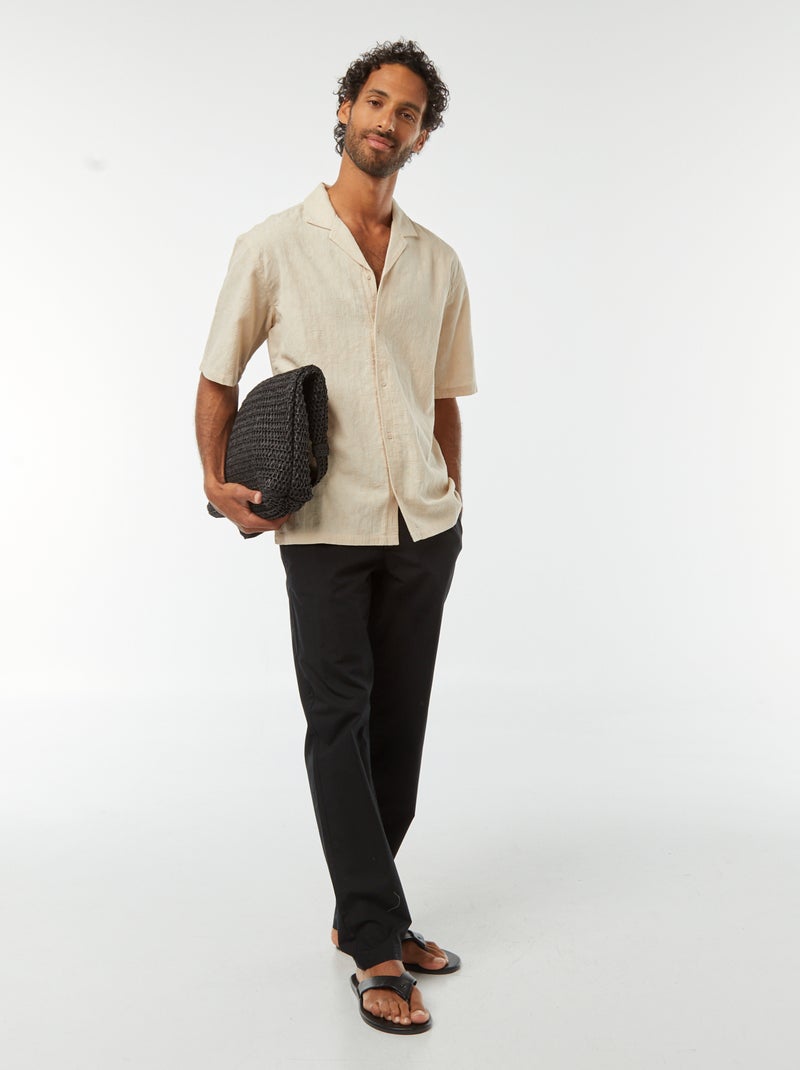 Chemise manches courtes avec broderies Beige - Kiabi