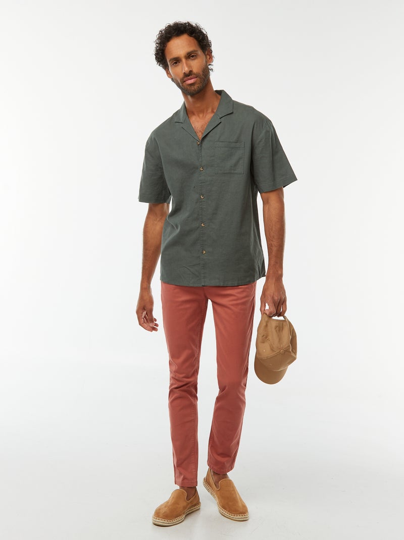 Chemise manches courtes avec poche poitrine Kaki - Kiabi