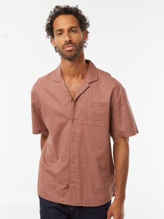 Chemise manches courtes avec poche poitrine