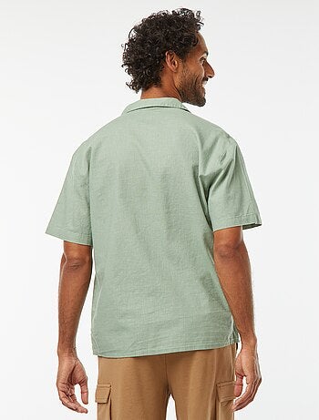 Chemise manches courtes avec poche poitrine