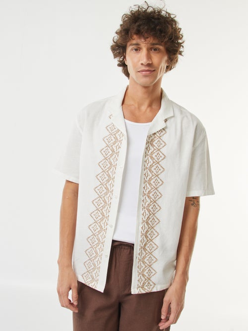 Chemise manches courtes en lin mélangé avec broderies - Kiabi