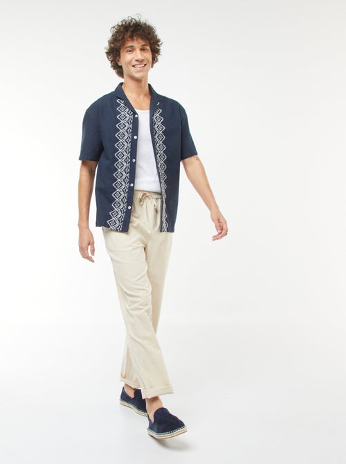 Chemise manches courtes en lin mélangé avec broderies - Kiabi
