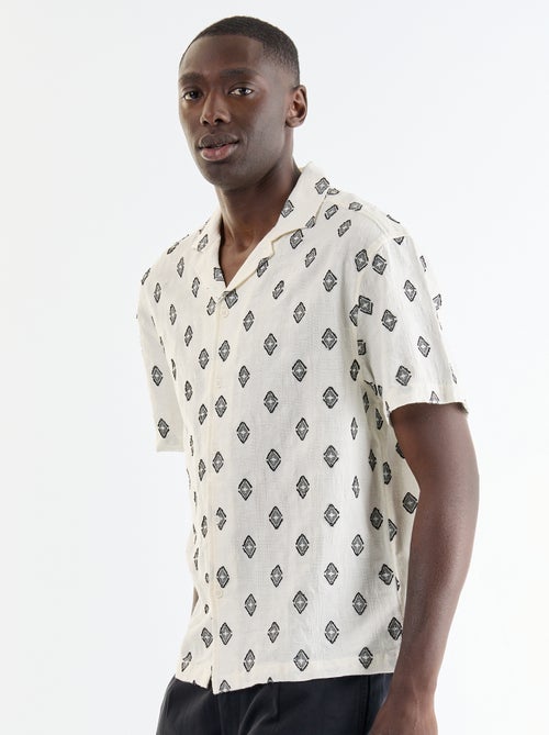 Chemise manches courtes en maille fantaisie avec broderies - Kiabi