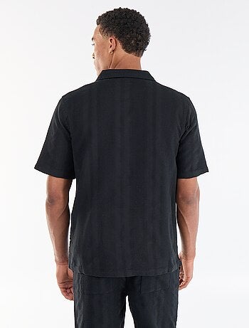 Chemise manches courtes en matière fantaisie