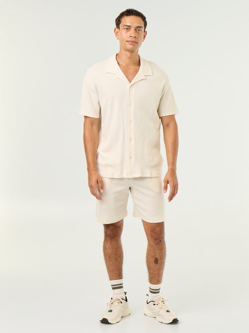Chemise manches courtes en matière gaufrée - Kiabi