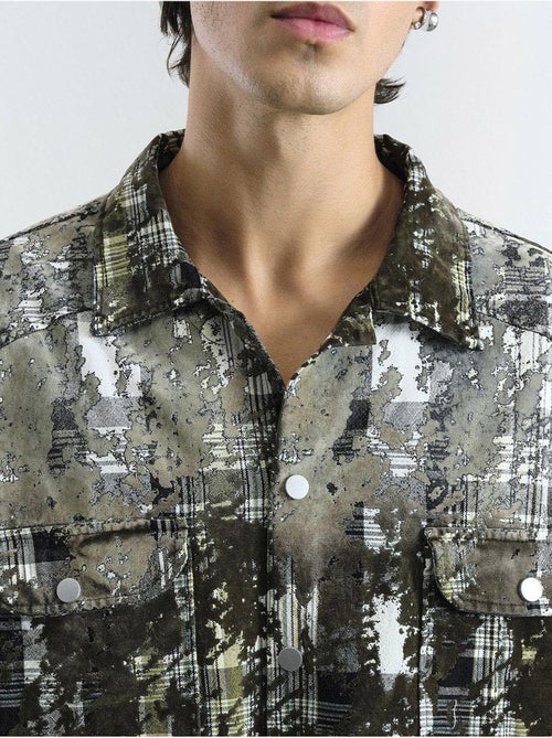 Chemise oversize à carreaux texturés avec poche giesto - Kiabi Chemise oversize à carreaux texturés avec poche giesto - Kiabi