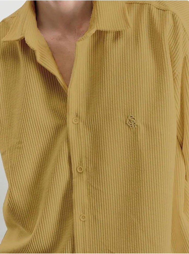 Chemise oversize à manches longues et boutons en velours giesto Ambre - Kiabi
