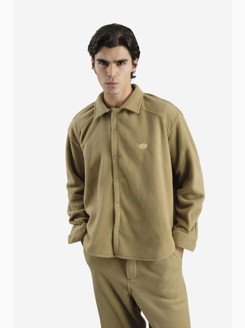 Chemise oversize en maille texturée avec fermeture boutonnée giesto - Kiabi Chemise oversize en maille texturée avec fermeture boutonnée giesto - Kiabi