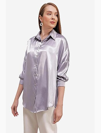 Chemise oversize en satin boutonnée sur le devant bdart