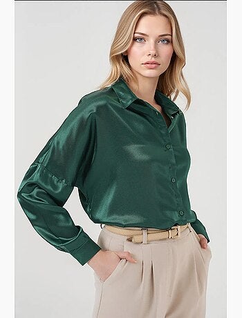 Chemise oversize en satin boutonnée sur le devant bdart