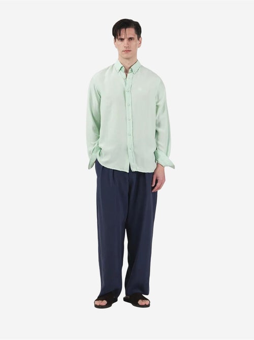 Chemise pour homme, coupe classique, col boutonné, couleur tencel unie giesto - Kiabi Chemise pour homme, coupe classique, col boutonné, couleur tencel unie giesto - Kiabi