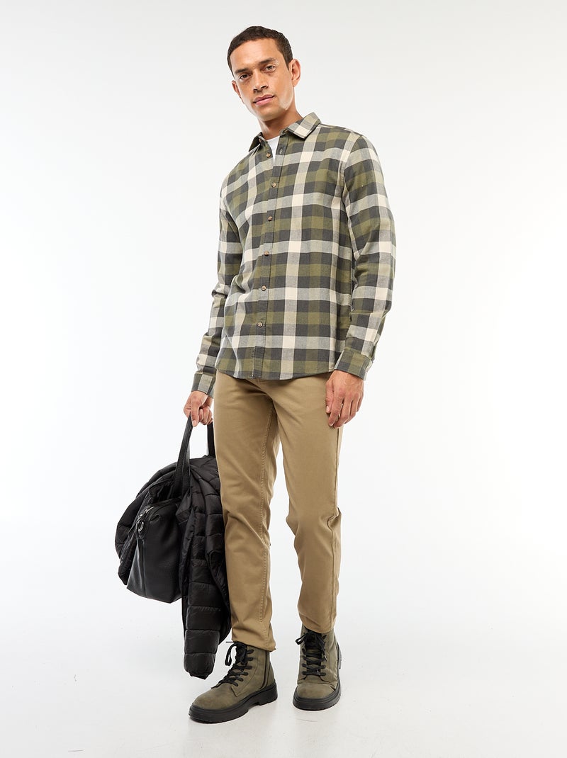 Chemise regular à carreaux Kaki - Kiabi