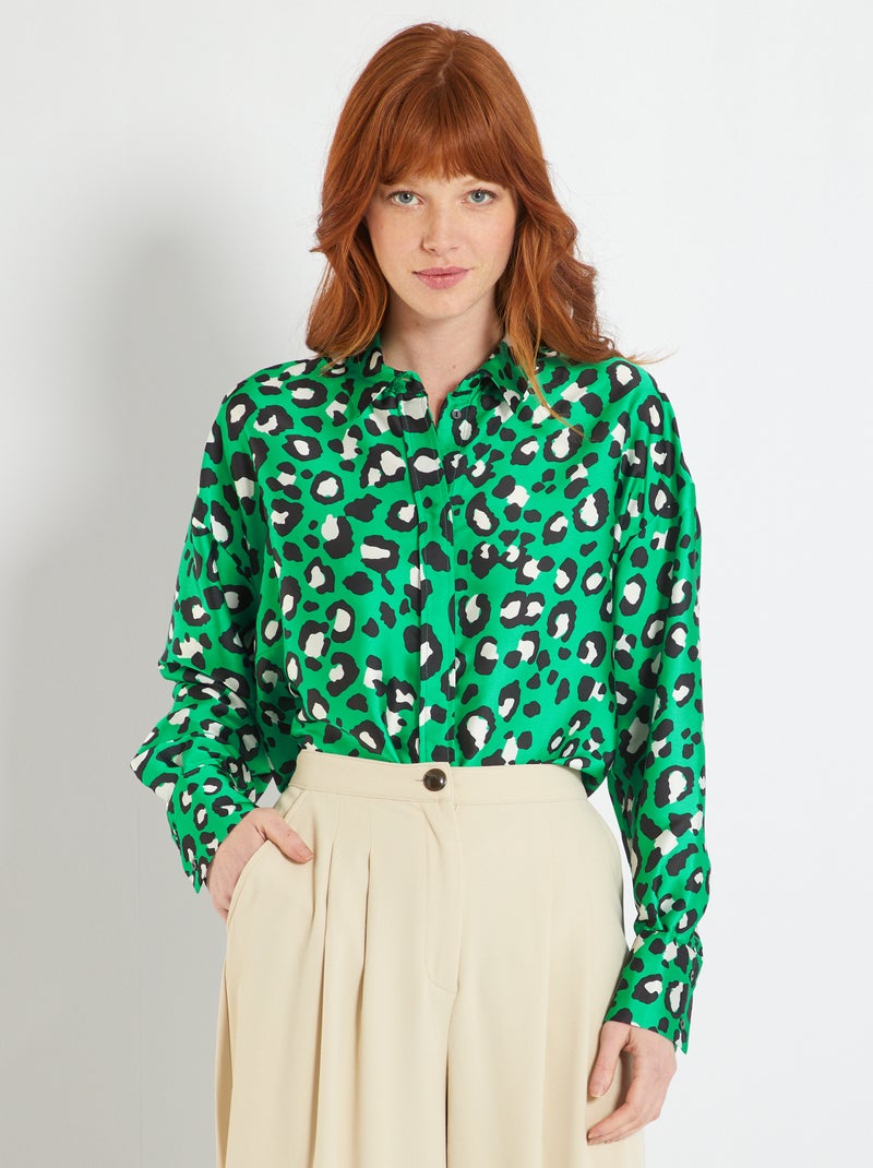 Chemise satinée imprimé 'léopard' Vert - Kiabi