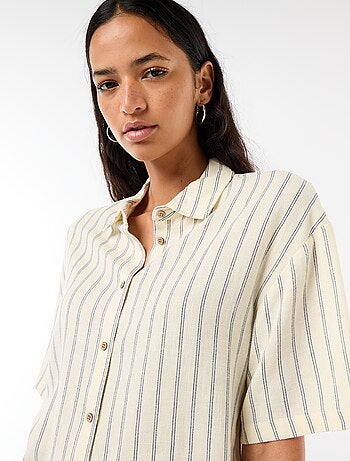 Chemise unie à manches courtes