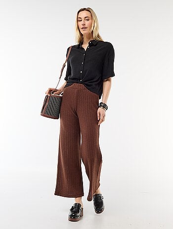 Chemise unie à manches courtes