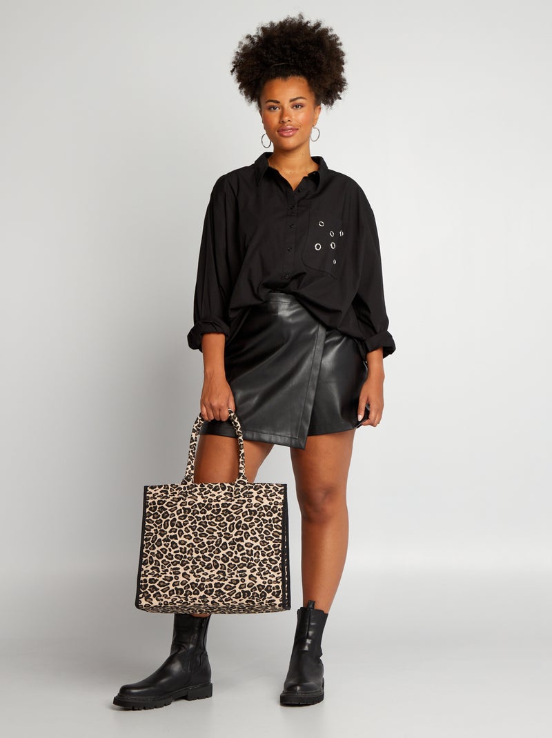Chemise unie avec œillets fantaisie noir - Kiabi
