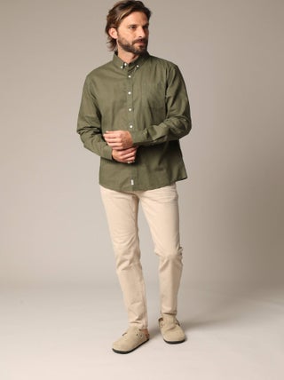 Chemise unie classique en lin avec manches longues et boutons 'Deeluxe'