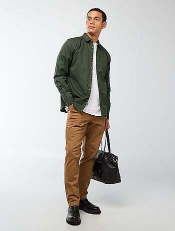 Chemise unie coupe droite / Regular fit