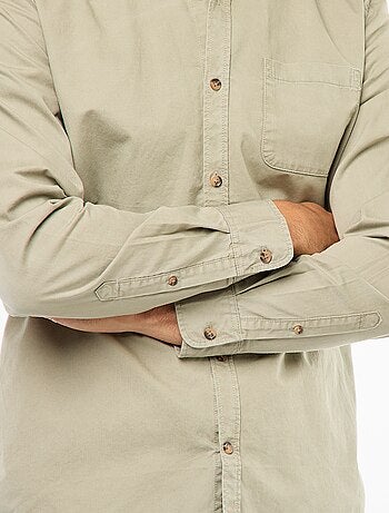 Chemise unie coupe droite / Regular fit