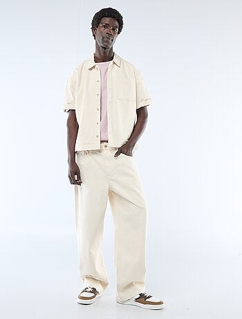 Chemise unie en jean à manches courtes