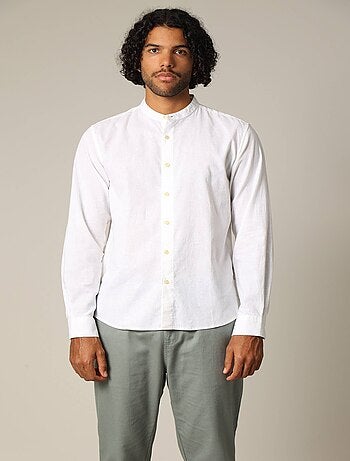 Chemise unie en lin avec col mao et manches longues 'Deeluxe'