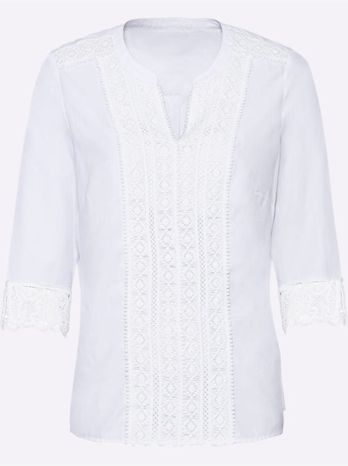 Chemisier 50% coton avec col V et manches 3/4 en dentelle - Taille standard - Witt - Kiabi Chemisier 50% coton avec col V et manches 3/4 en dentelle - Taille standard - Witt - Kiabi