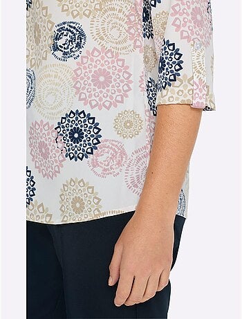 Chemisier à manches 3/4 avec col V et patte de boutonnage - Taille standard - Moda Vilona