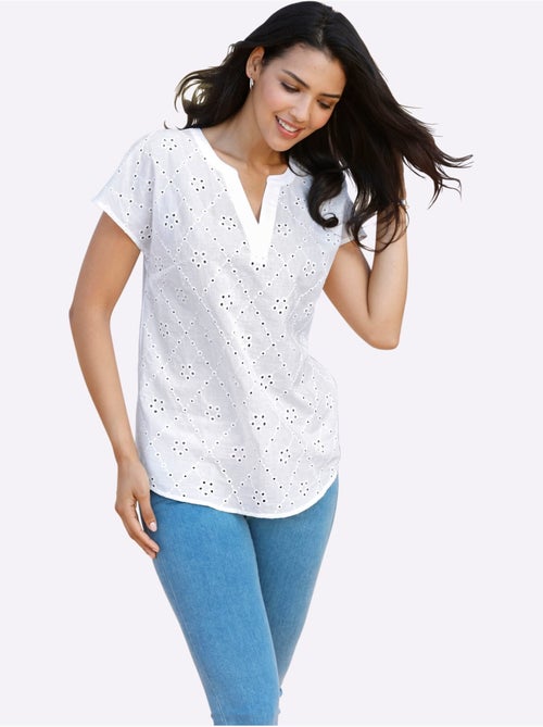 Chemisier à manches courtes avec broderie ajourée et col en V - Taille standard - Moda Vilona - Kiabi