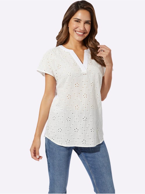 Chemisier à manches courtes avec broderie ajourée et col en V - Taille standard - Moda Vilona - Kiabi