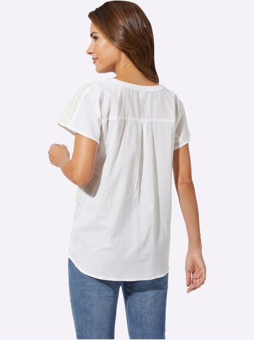 Chemisier à manches courtes avec broderie ajourée et col en V - Taille standard - Moda Vilona - Kiabi