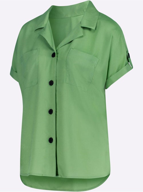 Chemisier à manches courtes en viscose pure avec patte de boutonnage - Taille standard - Witt - Kiabi Chemisier à manches courtes en viscose pure avec patte de boutonnage - Taille standard - Witt - Kiabi