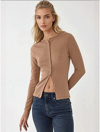 Chemisier à manches longues en tricot texturé coupe ajustée avec boutons