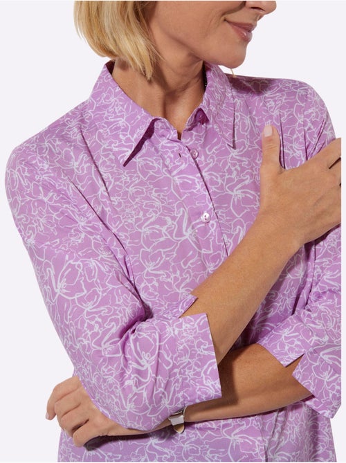 Chemisier à motif floral en polyester recyclé avec fente et manches 3/4 - Taille standard - Witt - Kiabi Chemisier à motif floral en polyester recyclé avec fente et manches 3/4 - Taille standard - Witt - Kiabi