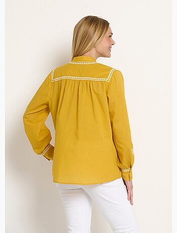 Chemisier ample broderies contrastantes