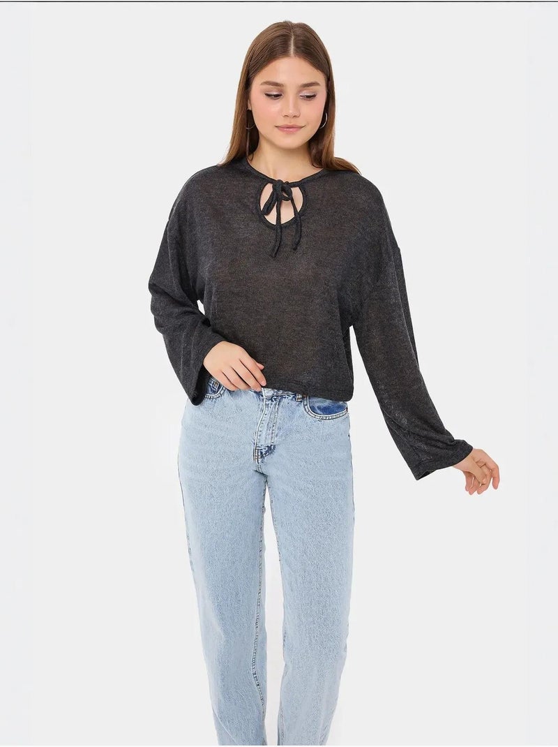 Chemisier ample en tricot à col rond avec détails noués Gris - Kiabi