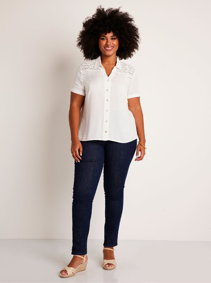 Chemisier boutonné dentelle et ajouré Beige - Kiabi