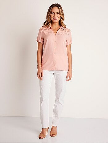 Chemisier boutonné dentelle et ajouré