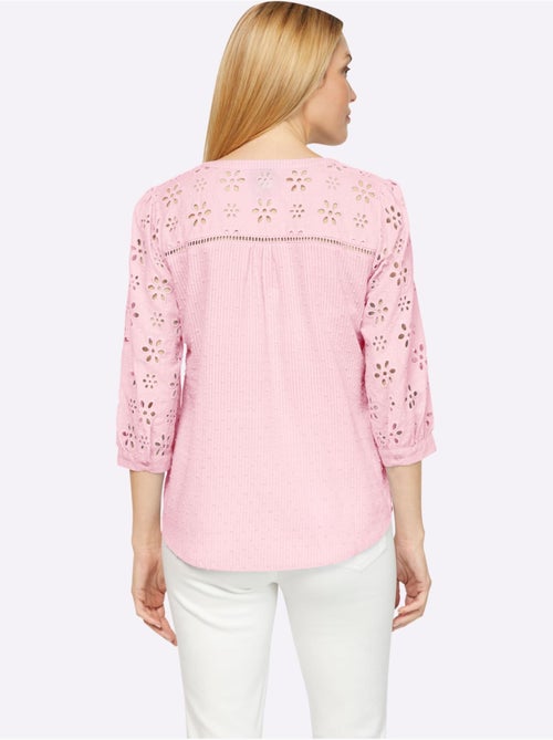 Chemisier en coton à encolure ronde ourlet arrondi et broderie ajourée - Taille standard - Helline - Kiabi Chemisier en coton à encolure ronde ourlet arrondi et broderie ajourée - Taille standard - Helline - Kiabi