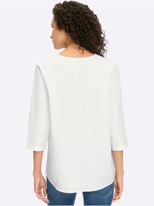 Chemisier En Coton Superbe Broderie Florale - Taille Standard - Helline - Kiabi Chemisier En Coton Superbe Broderie Florale - Taille Standard - Helline - Kiabi