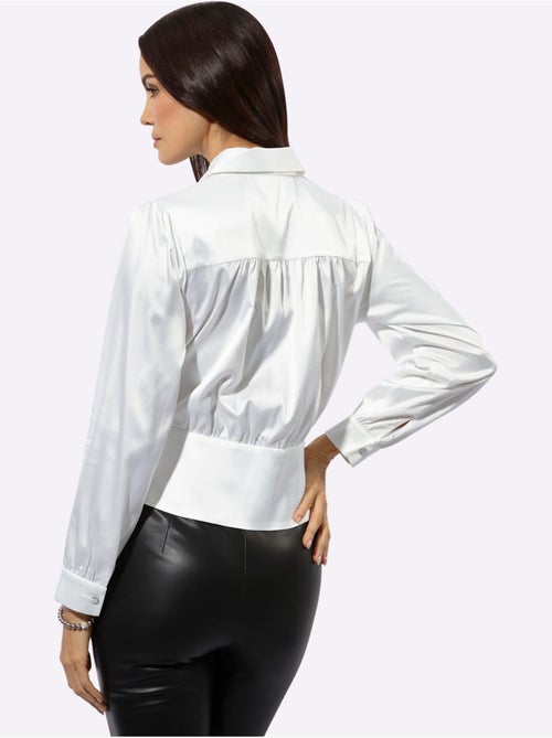 Chemisier En Satin En Polyester Recyclé - Taille Standard - Helline - Kiabi Chemisier En Satin En Polyester Recyclé - Taille Standard - Helline - Kiabi