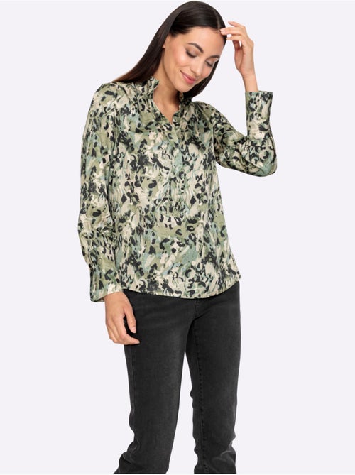 Chemisier En Satin Motif Tendance - Taille Standard - Helline - Kiabi Chemisier En Satin Motif Tendance - Taille Standard - Helline - Kiabi