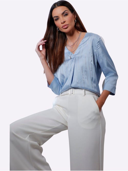 Chemisier En Satin Petites Pierres Brillantes Fantaisie - Taille Standard - Helline - Kiabi Chemisier En Satin Petites Pierres Brillantes Fantaisie - Taille Standard - Helline - Kiabi