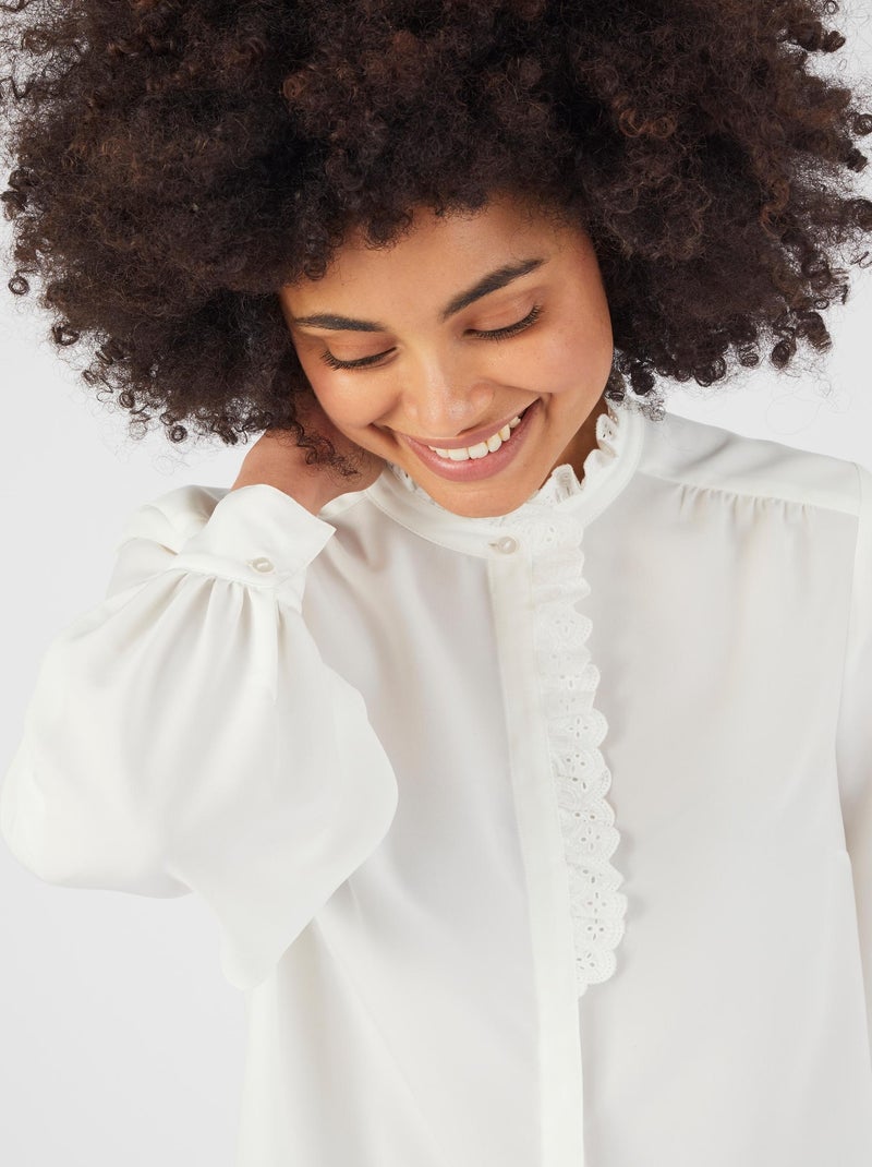 Chemisier esprit jabot brodé - Damart Blanc cassé - Kiabi