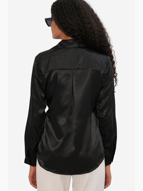 Chemisier femme en satin à nouer bdart - Kiabi Chemisier femme en satin à nouer bdart - Kiabi
