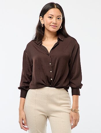 Chemisier fluide satinée avec boutons dorés