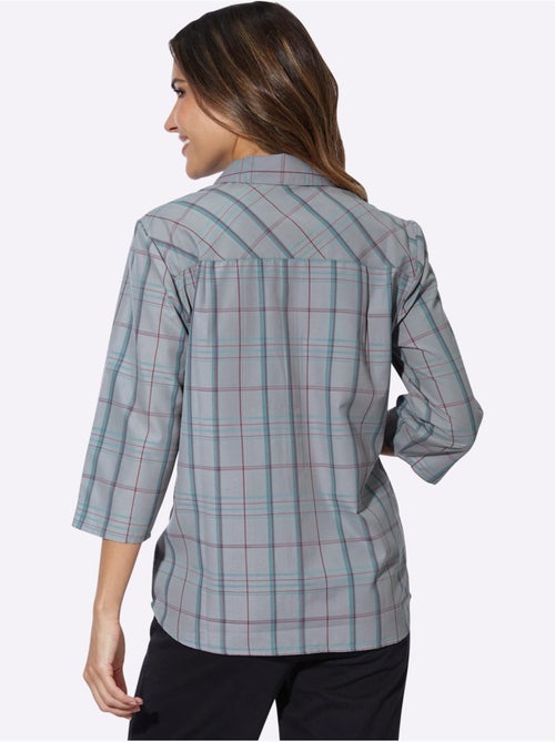 Chemisier fonctionnel matière facile à entretenir - taille standard - moda vilona - Kiabi Chemisier fonctionnel matière facile à entretenir - taille standard - moda vilona - Kiabi