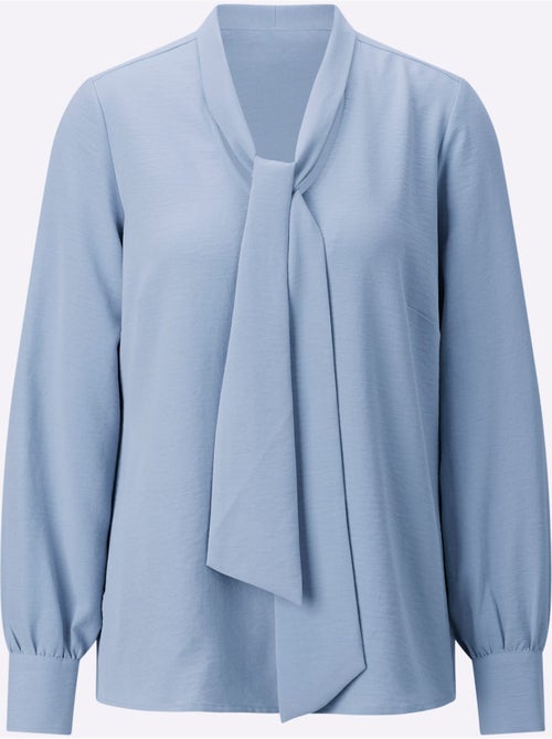 Chemisier Lavallière Lavallière Tendance - Taille Standard - Helline - Kiabi Chemisier Lavallière Lavallière Tendance - Taille Standard - Helline - Kiabi