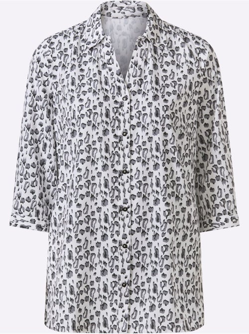 Chemisier long à col chemise et manches 3/4 avec motifs léopard - Taille standard - Moda Vilona - Kiabi Chemisier long à col chemise et manches 3/4 avec motifs léopard - Taille standard - Moda Vilona - Kiabi