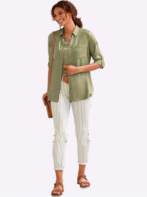 Chemisier long avec col chemise et manches retroussables au 3/4 - Taille standard - Witt - Kiabi Chemisier long avec col chemise et manches retroussables au 3/4 - Taille standard - Witt - Kiabi