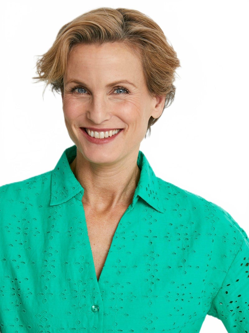 Chemisier manches courtes brodé Blanc - Kiabi